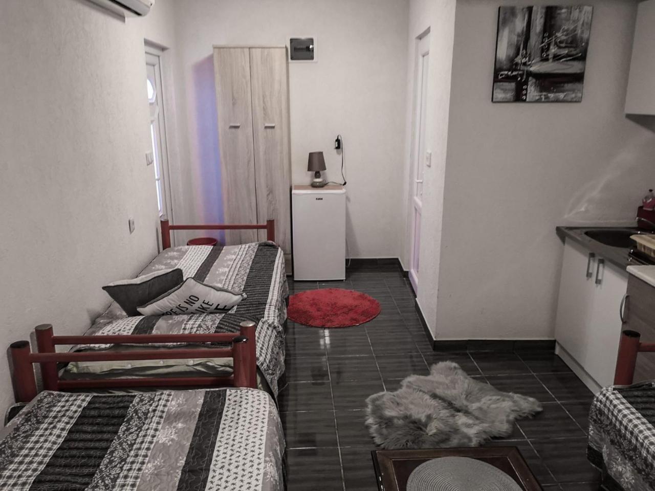 Apartments Lily เนอุม ภายนอก รูปภาพ