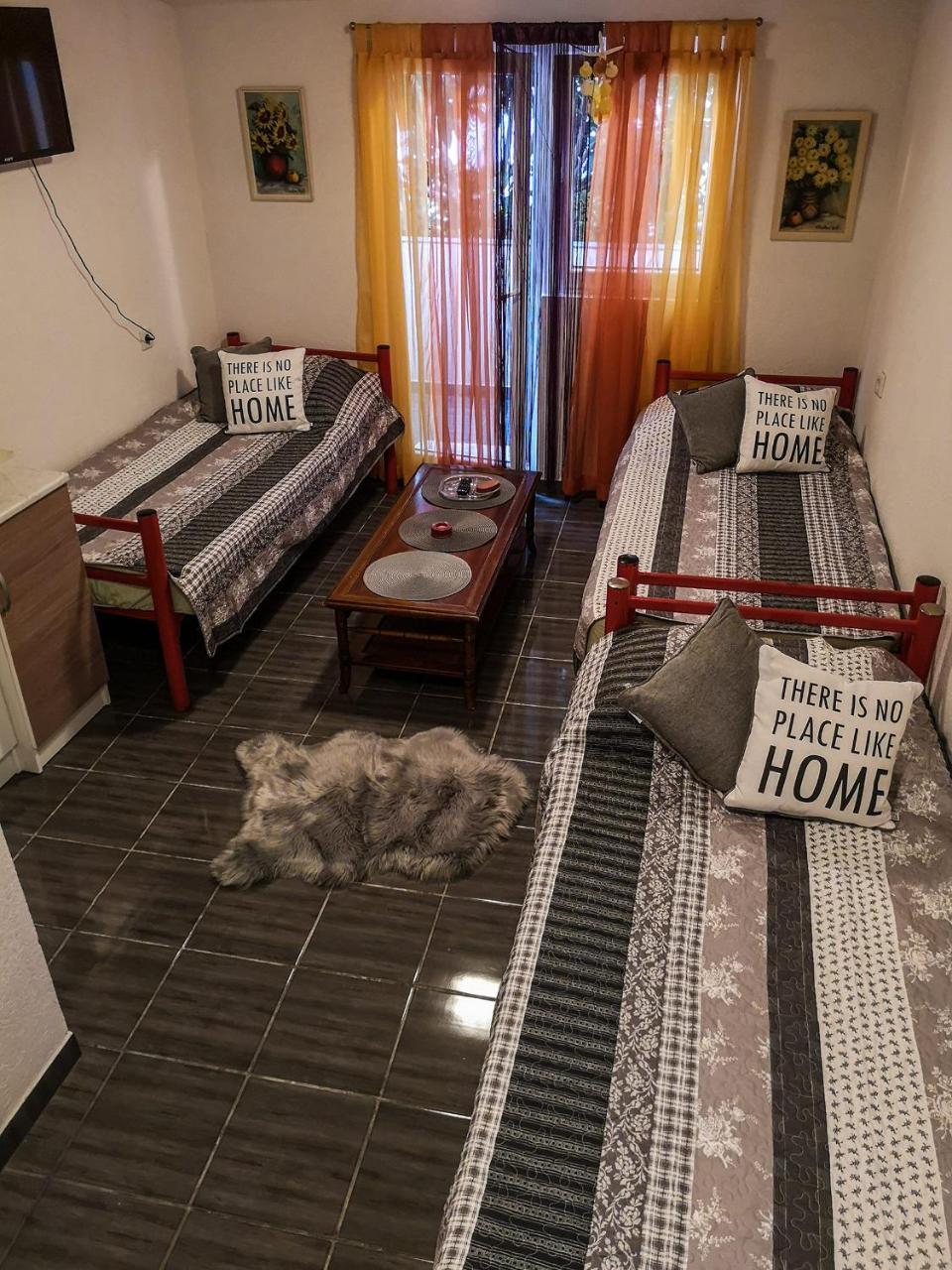 Apartments Lily เนอุม ภายนอก รูปภาพ